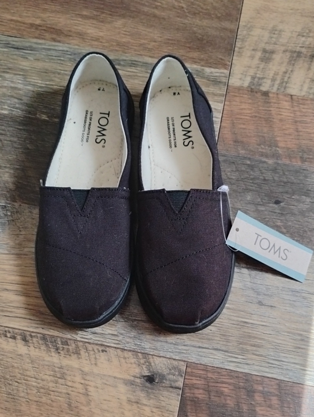 Size 2 Girls Black Canvas Toms Shoes